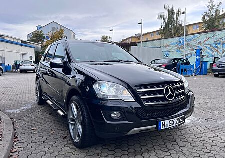 Mercedes-Benz ML 350 4MATIC -