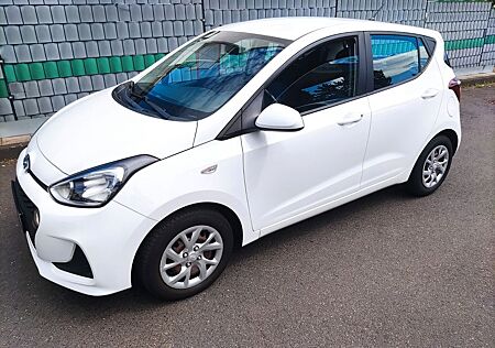 Hyundai i10 1.0 Trend aus 1.Hand