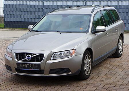 Volvo V70 Leder AHK TÜV Neu