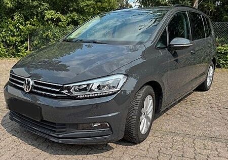 VW Touran Volkswagen 1.6 TDI SCR DSG Comfortline Comfortline