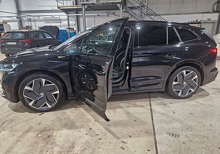 Skoda Enyaq RS 4X4 AHK NAVI Glasschiebedach