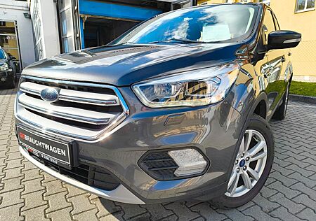 Ford Kuga 1.5 4x4 +Xenon+SHZ+Automatik+8-fach ber.