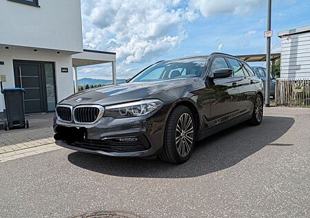 BMW 525d Touring Sport Line AHK
