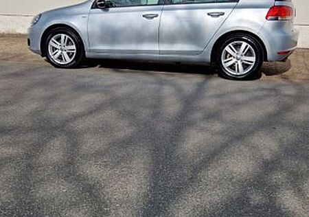 VW Golf Volkswagen 1.2 TSI MATCH MATCH Standheizung