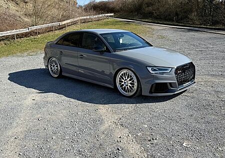 Audi RS3 2.5 TFSI S tronic quattro