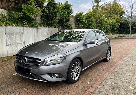 Mercedes-Benz A 180 CDI BlueEFFICIENCY DCT -