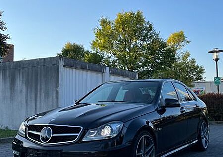 Mercedes-Benz C 63 AMG Limousine