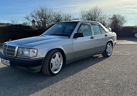 Mercedes-Benz 190 mit H - Zulassung