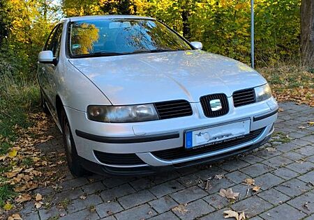 Seat Toledo Signo 1,8 20V Autom Behinderte Ladeboy