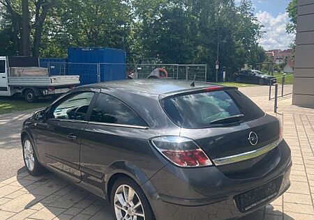 Opel Astra H GTC Edition Serviceheft gepflegt