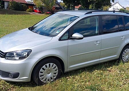 VW Touran Volkswagen 1.6 TDI 7-Sitze, AHK, Kamera