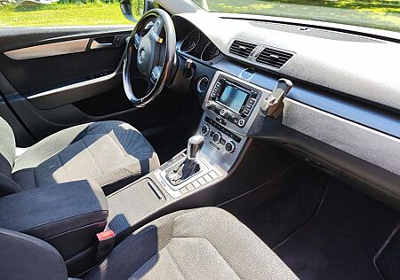 VW Passat Variant Volkswagen 2.0 TDI DSG 4MOT 125kW Comf B...