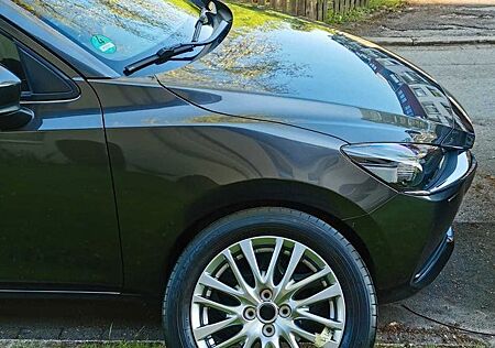 Mazda 2 SKYACTIV-G 90 M Hybrid Ad'vantage Ad'vantage