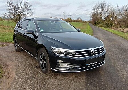 VW Passat Variant Volkswagen 2.0 TDI SCR DSG Elegance Vari...