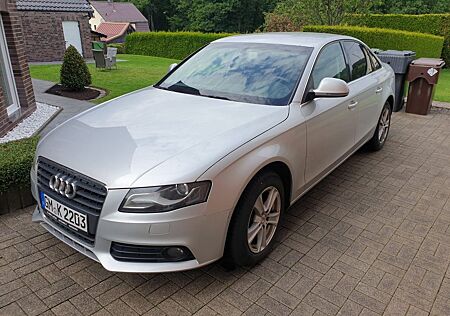 Audi A4 1.8 TFSI 88kw Attraction Attraction