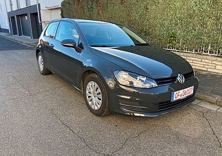 VW Golf Volkswagen VII Lim. Trendline BMT 1.HAND TÜV NEU