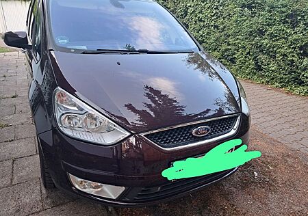 Ford Galaxy 2,0 Titanium Titanium