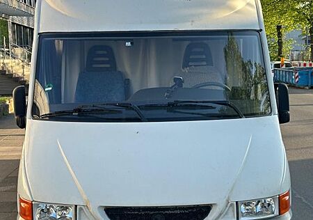 IVECO Massif