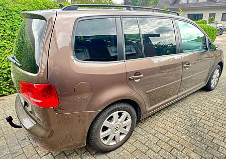 VW Touran Volkswagen 1.6 TDI -