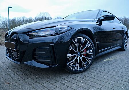 BMW i4 M50 - VOLL - 20" - 1 Hd. - Garantie - ...