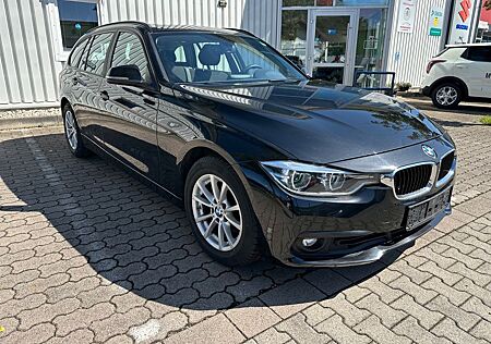 BMW 320i xDrive Touring Automatic -