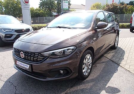 Fiat Tipo 1.4 16V 95PS wenig Kilometer + NAVI