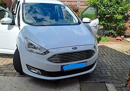Ford Grand C-Max 1,5 EcoBoost 110kW Titanium Auto...