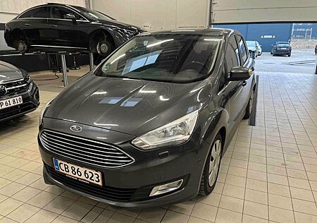 Ford C-Max Titanium