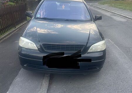 Opel Astra 1.6 -