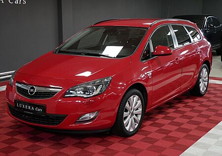Opel Astra J Sports Aut. Tourer 150 Jahre XENON AHK