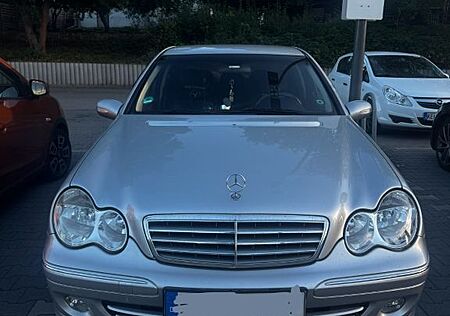 Mercedes-Benz C 200 KOMPRESSOR AVANTGARDE Avantgarde