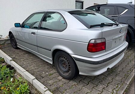 BMW 316i Coupe Comfort Edition Comfort Edition