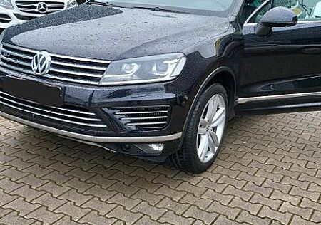 VW Touareg Volkswagen 3.0 V6 TDI SCR Exclusive Terrain Tec...