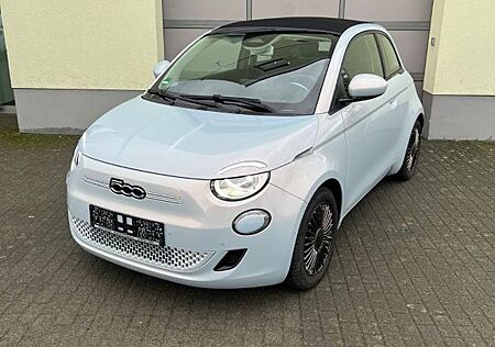 Fiat 500E Cabrio 42 kWh, 8-fach Bereift