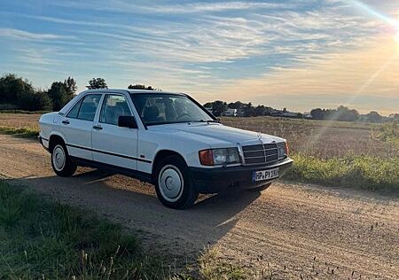 Mercedes-Benz 190 Oldtimer I Diesel I H-Kennzeichen I Wenig km