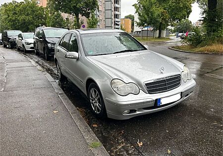 Mercedes-Benz C 200 KOMPRESSOR Sitzh Schiebedach Einparkh Klim