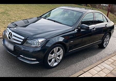 Mercedes-Benz C 250 CDI 4MATIC BlueEFF. AVANTG. Autom. AVA...