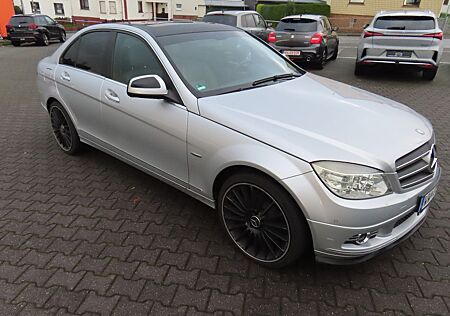 Mercedes-Benz C 230 Avantgarde Leder Navi
