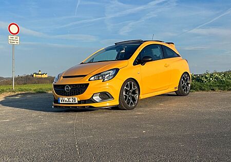 Opel Corsa 1.6 Turbo OPC