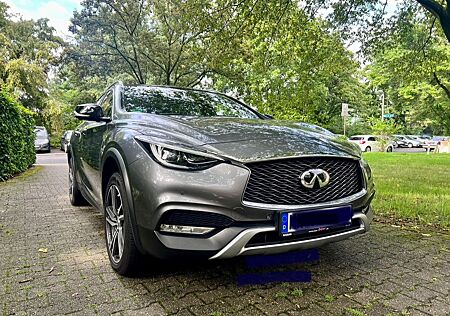 Infiniti QX30 2.2d DCT AWD Prem Tech 360 Kamera Parkpilot