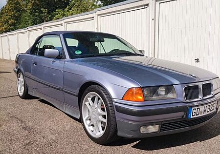 BMW 325i cabrio, Originalzustand, unverbastelt