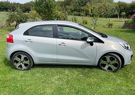 Kia Rio 1.4 Spirit Spirit