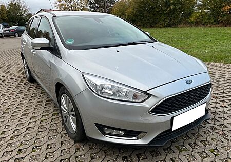 Ford Focus Turnier 1.5tdci 88KW Euro 6 Automatik Navi