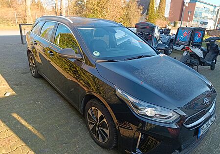 Kia Cee'd / Ceed 1.6 GDI Plug-In Hybrid Vision S...
