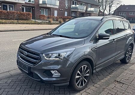 Ford Kuga ST-Line
