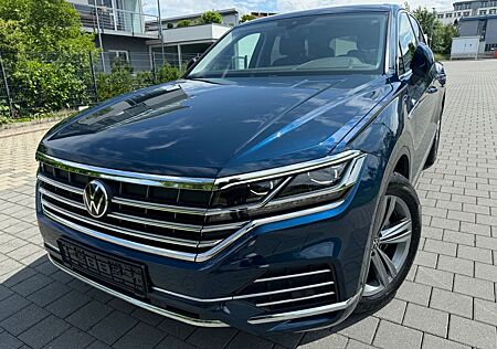 VW Touareg Volkswagen 3.0TDI 4M R-LINE NAVI*LEDER*MATRIX*VIRTU