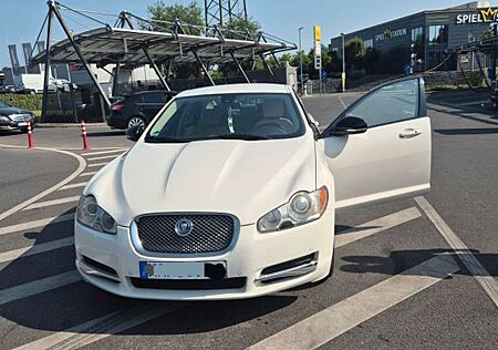 Jaguar XF 3.0 V6 Diesel S Premium Luxury Premium Luxury