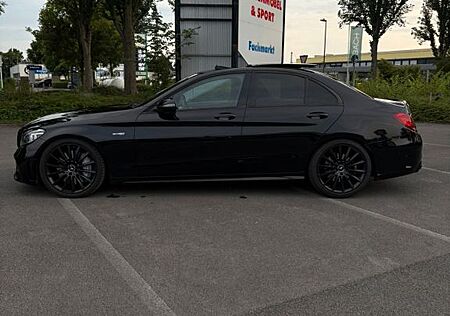Mercedes-Benz C 43 AMG | Perf. AGA | Burmester | Panoramadach