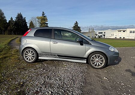 Fiat Grande Punto T-Jet vieles Neu