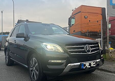 Mercedes-Benz ML 350 ML -Klasse CDI BlueTec